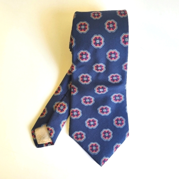 Nuccio Gabriel Other - Nuccio Gabriel NG 100% Silk Floral Geo Mens Neck Tie Navy Blue Red